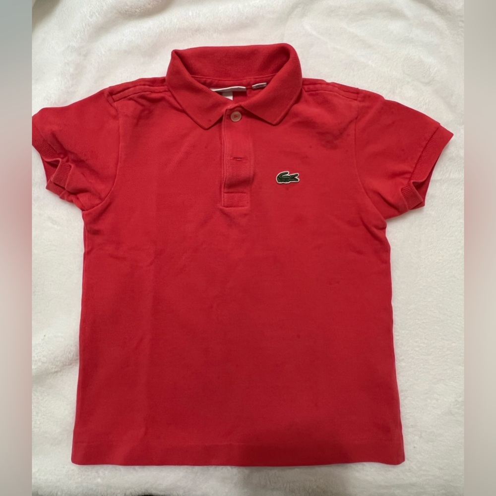 Polo for kids by Lacoste. Pre-loved condition. Red. Size:5